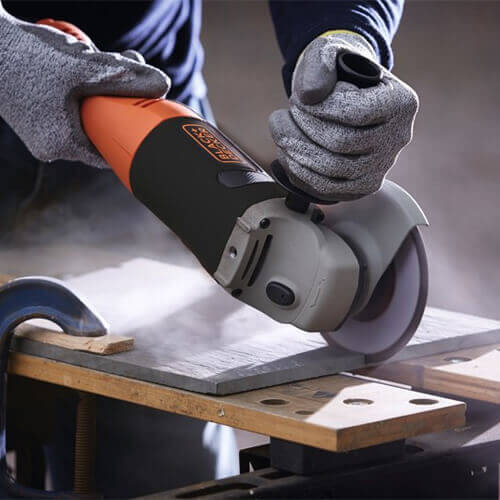 Зображення товару Шліфмашина кутова - болгарка мережева BLACK+DECKER KG1202 фото 5 Зображення Шліфмашина кутова - болгарка мережева BLACK+DECKER KG1202 фото 5