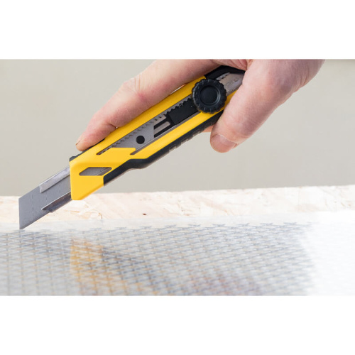 Зображення товару Ніж STANLEY зі стопорним гвинтом, 18-мм висувне лезо з сегментами, що відламуються. фото 4 Зображення Ніж STANLEY зі стопорним гвинтом, 18-мм висувне лезо з сегментами, що відламуються. фото 4