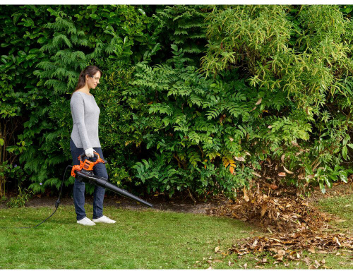 Зображення товару Садовий пилосос електричний BLACK+DECKER BEBLV301 фото 12 Зображення Садовий пилосос електричний BLACK+DECKER BEBLV301 фото 12