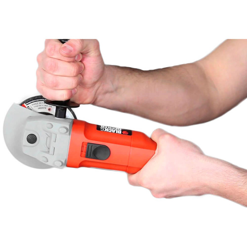 Зображення товару Шліфмашина кутова - болгарка мережева BLACK+DECKER CD115 фото 6 Зображення Шліфмашина кутова - болгарка мережева BLACK+DECKER CD115 фото 6