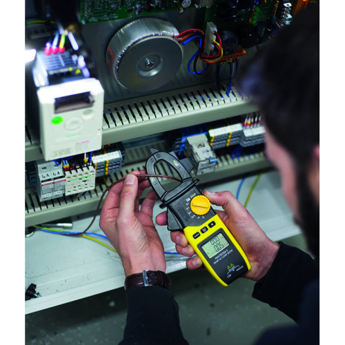 Зображення Мультиметр-амперметр цифровий STANLEY, САТIII, макс. вимірювана напруга 600 В, 600 А. фото 6