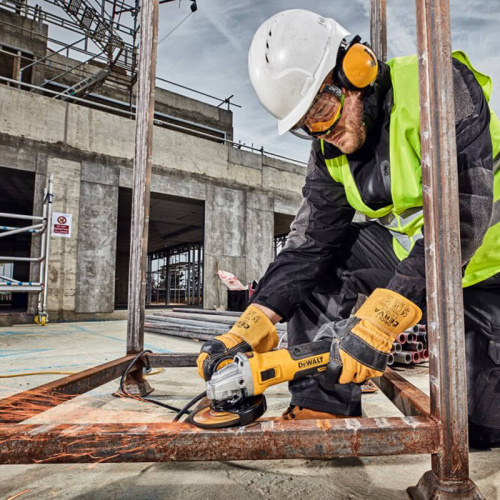 Зображення товару Шліфмашина кутова - болгарка мережева безщіткова DeWALT DWE4357 фото 4 Зображення Шліфмашина кутова - болгарка мережева безщіткова DeWALT DWE4357 фото 4
