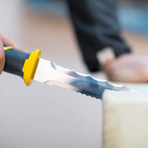 Зображення товару Ніж STANLEY для різання ізолюючих матеріалів, довжина леза 350 мм, товщина 2 мм, вага 240 г. фото 3 Зображення Ніж STANLEY для різання ізолюючих матеріалів, довжина леза 350 мм, товщина 2 мм, вага 240 г. фото 3